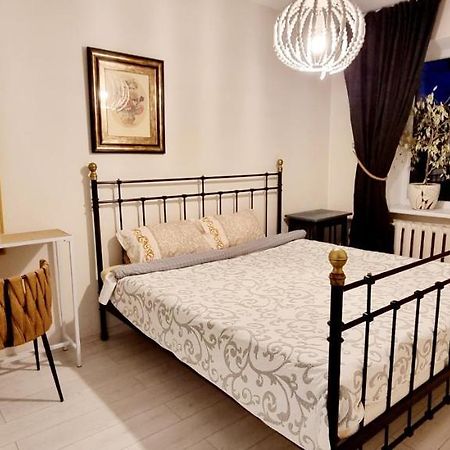 Apartamentai miesto centre Šiauliai Esterno foto